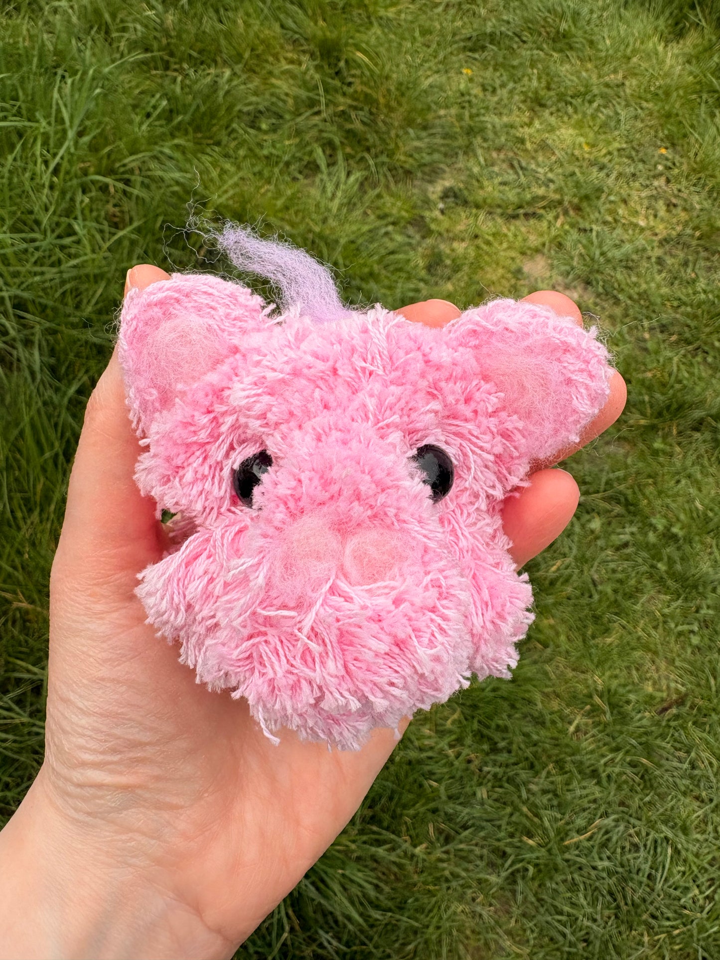 Pig with one pink strand hair Brooch-hair clip